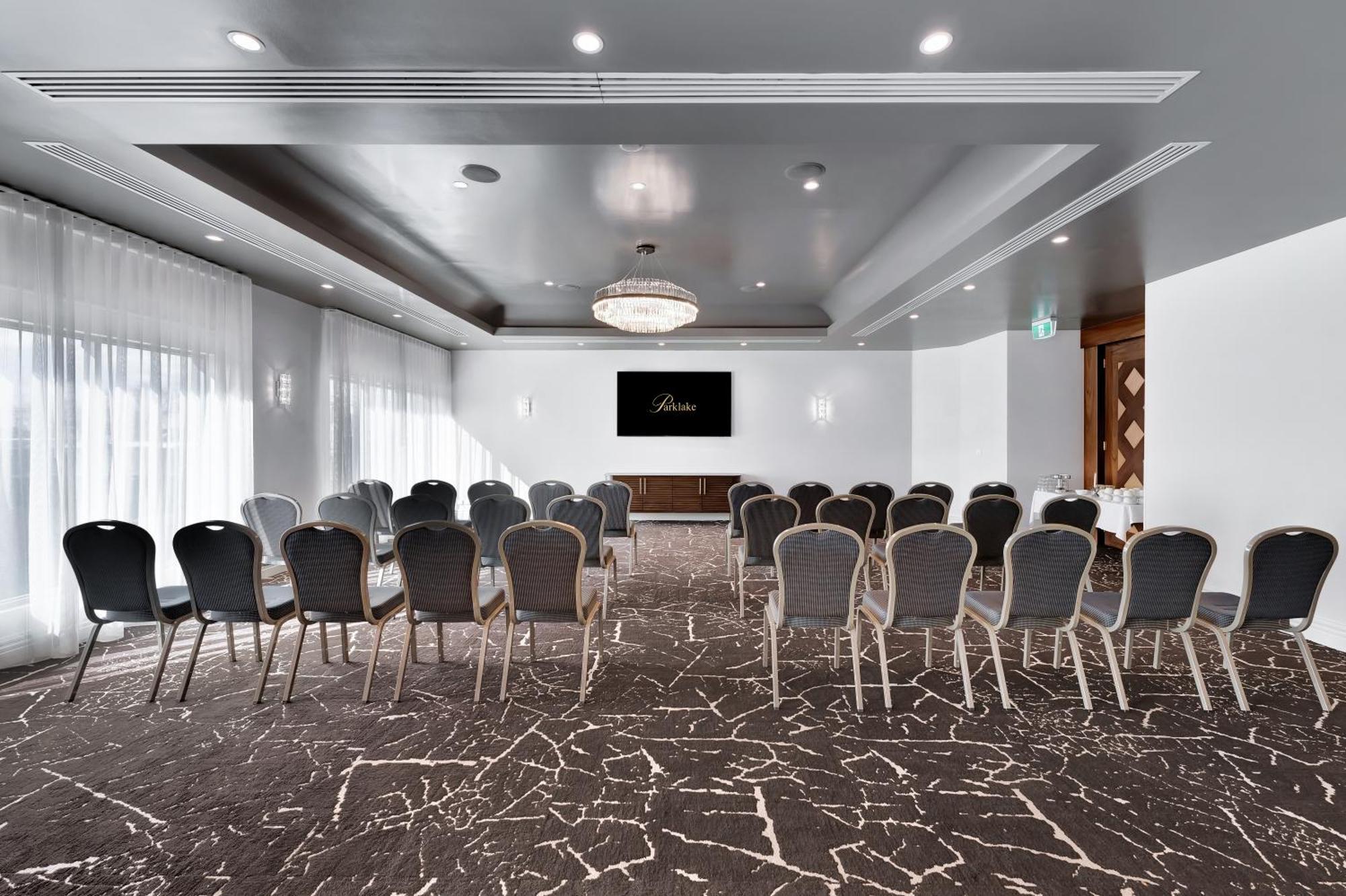 Quality Hotel Parklake Shepparton Exterior photo