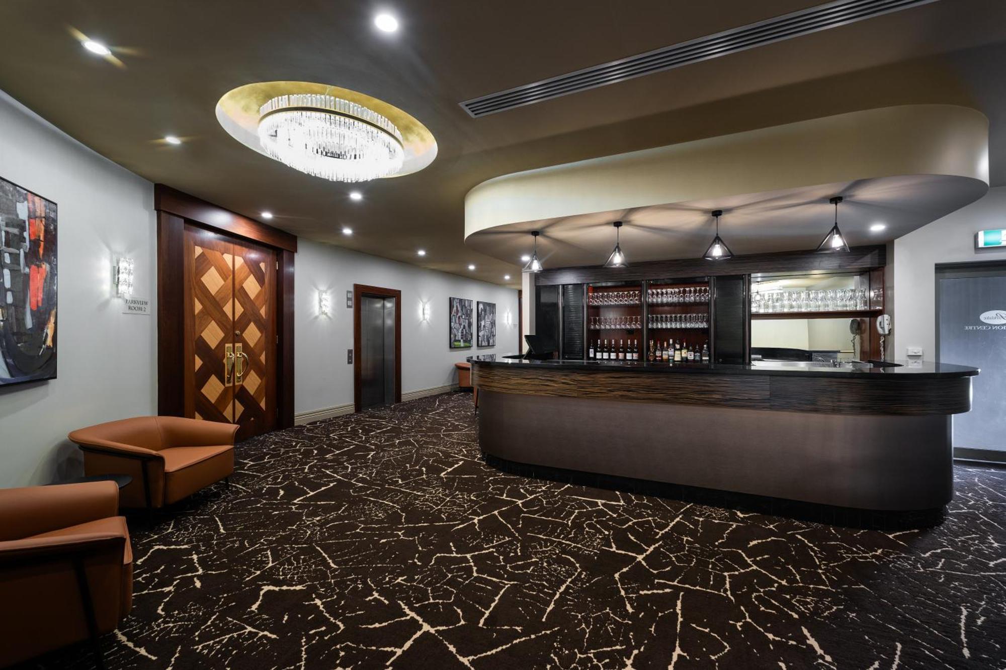 Quality Hotel Parklake Shepparton Exterior photo