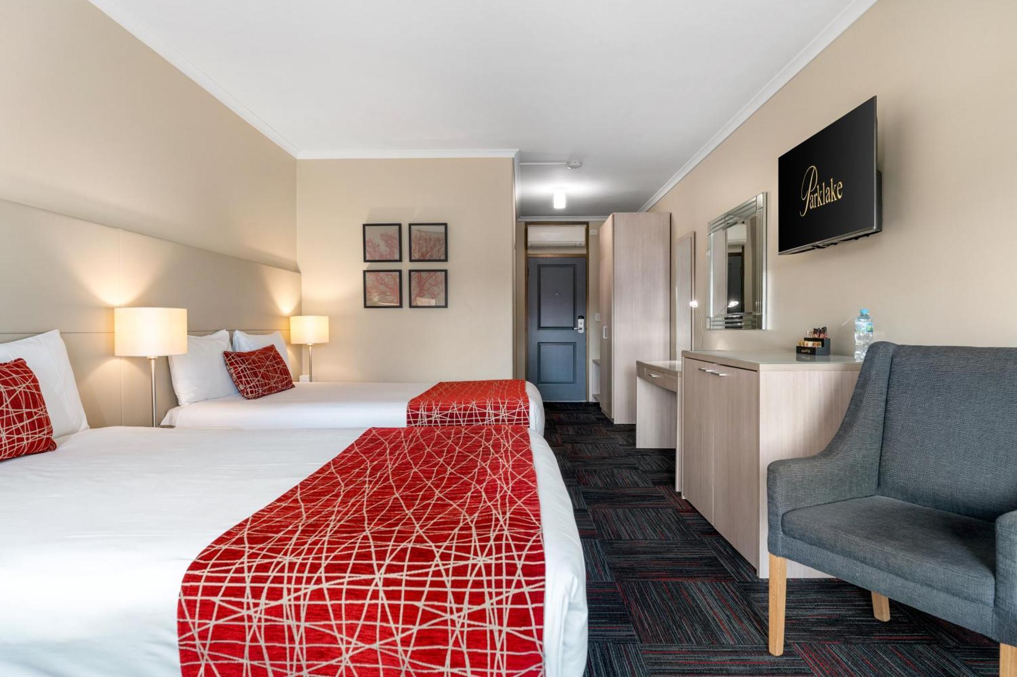 Quality Hotel Parklake Shepparton Exterior photo