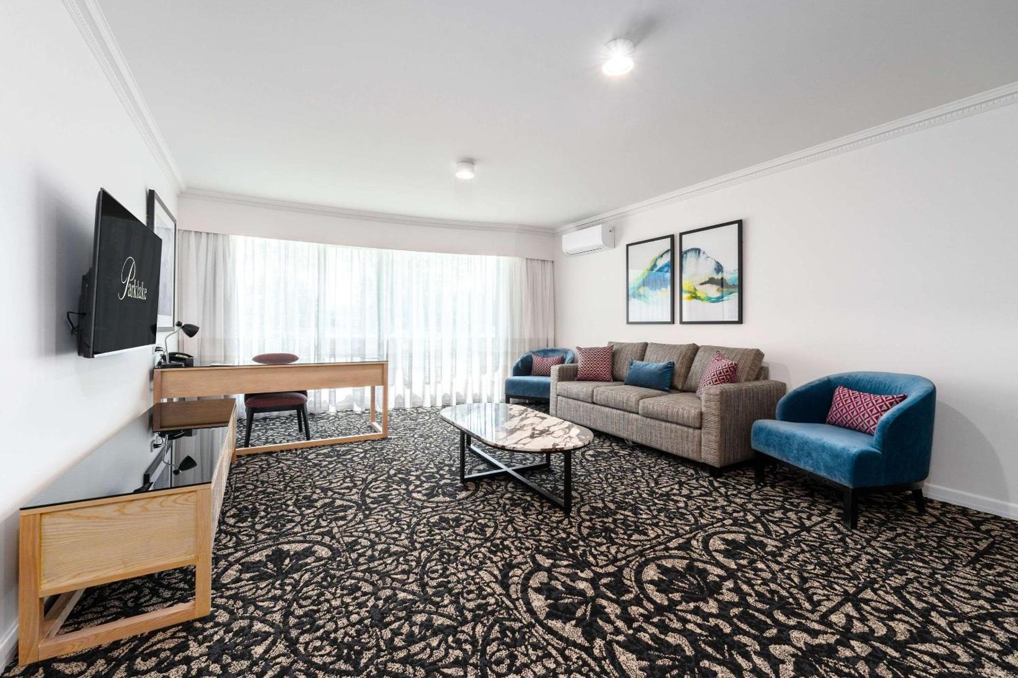 Quality Hotel Parklake Shepparton Exterior photo