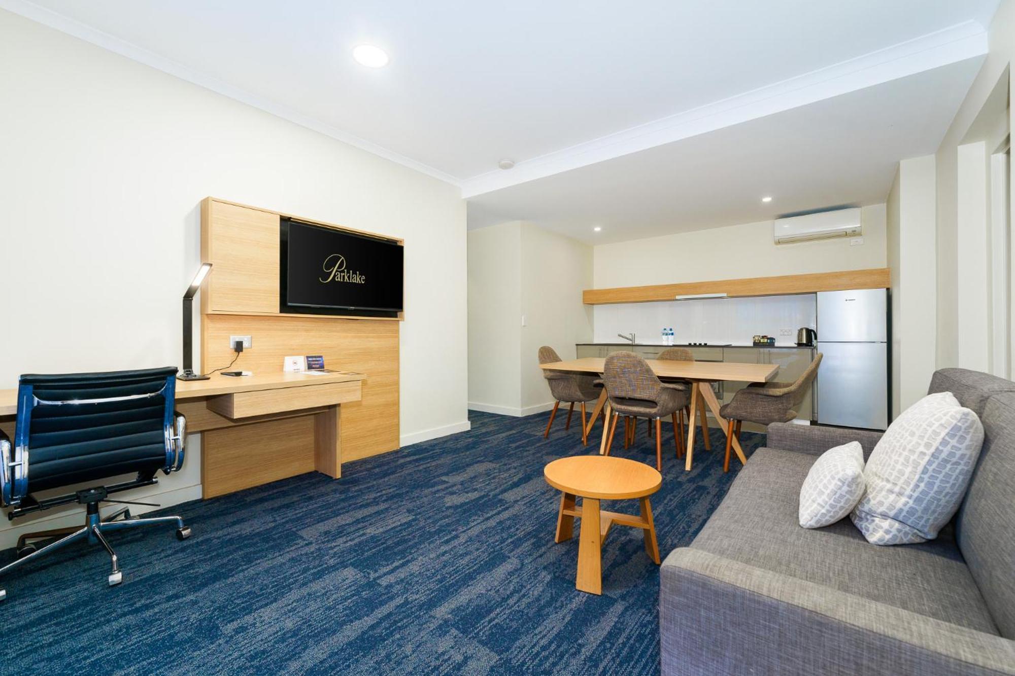 Quality Hotel Parklake Shepparton Exterior photo